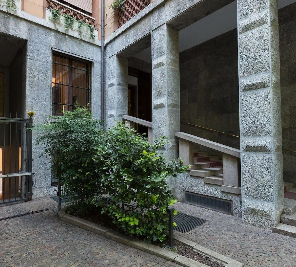 Heart Milan Apartments - San Sepolcro Duomo 0*,