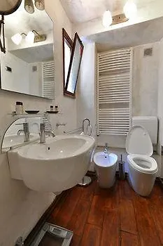 Heart Milan Apartments - San Sepolcro Duomo Hotell