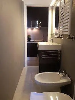 Heart Milan Apartments - San Sepolcro Duomo Hotel