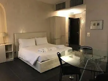 Hotel Heart Milan Apartments - San Sepolcro Duomo